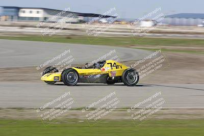media/Jan-13-2024-CalClub SCCA (Sat) [[179f4822a7]]/Group 5/Star Mazda (Qualifying)/